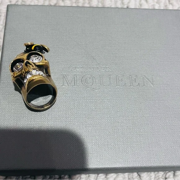Alexander McQueen Gold Skull Ring with Crystal and Enamel Bee size 5 - Picture 6 of 6